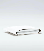 Load image into Gallery viewer, White Fine Leather Refillable Compact Case
